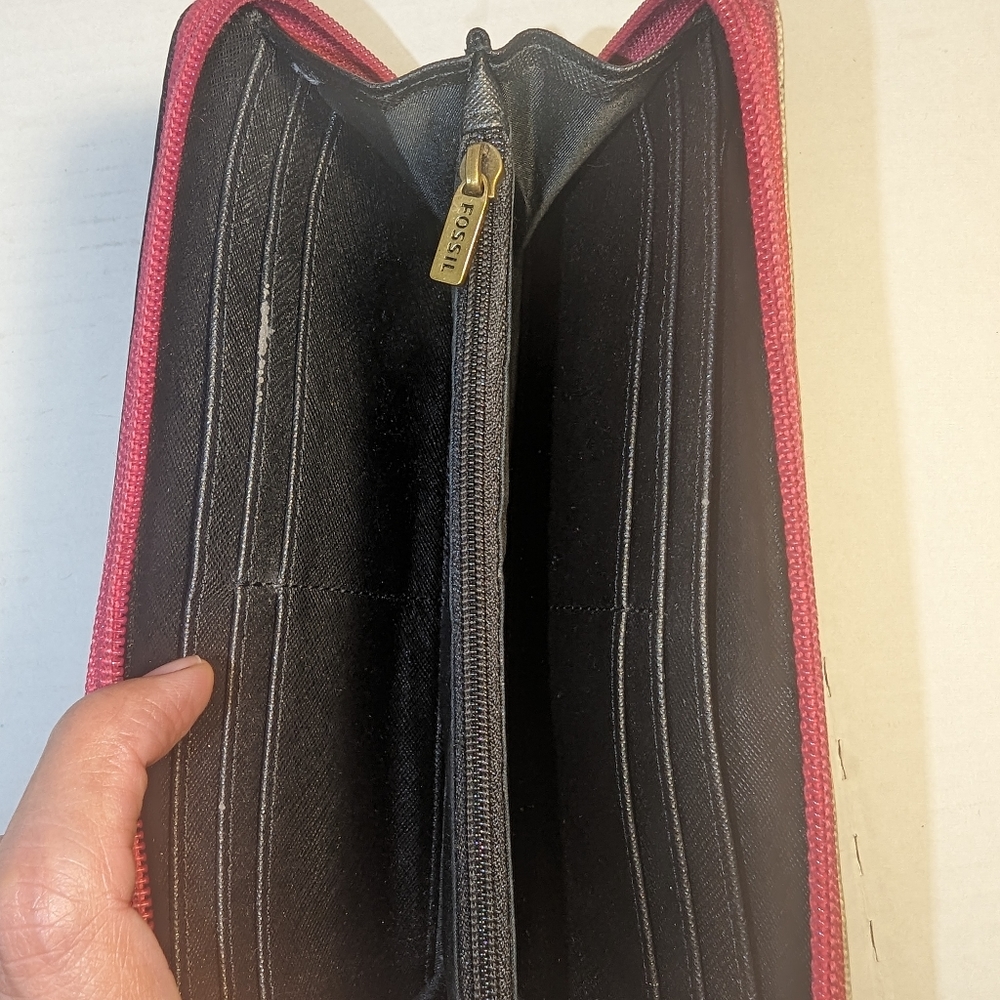 Fossil clutch Zip Around coin purse pink black  off white stripes polka dots - Picture 9 of 14